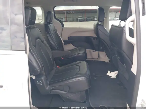 2C4RC1BG8RR123188 2024 CHRYSLER PACIFICA - Image 8