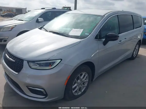 2C4RC1BG8RR125555 2024 CHRYSLER PACIFICA - Image 2