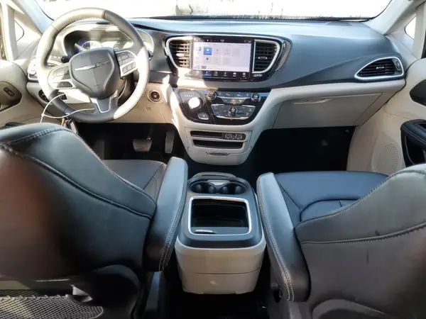 2C4RC1BG8RR147104 2024 CHRYSLER PACIFICA - Image 8