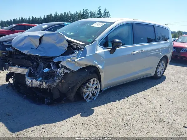 2C4RC1BG8RR149869 2024 CHRYSLER PACIFICA - Image 2