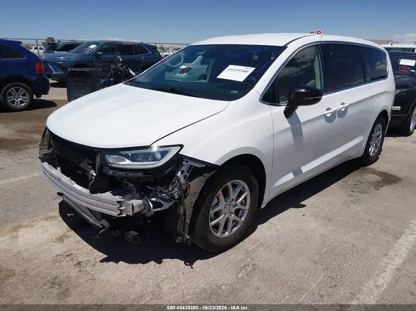 2C4RC1BG8RR152089 2024 CHRYSLER PACIFICA - Image 2