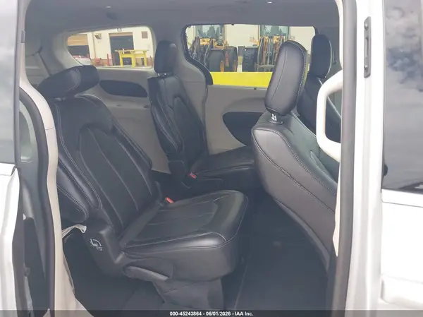 2C4RC1BG8RR162539 2024 CHRYSLER PACIFICA - Image 8