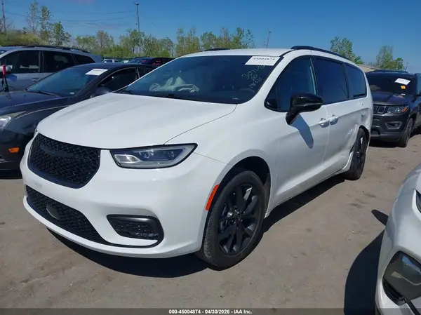 2C4RC1BG8RR190020 2024 CHRYSLER PACIFICA - Image 2