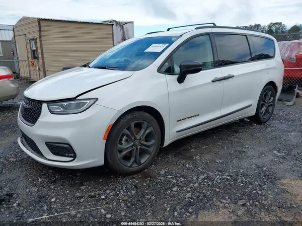 2C4RC1BG8RR202795 2024 CHRYSLER PACIFICA - Image 2