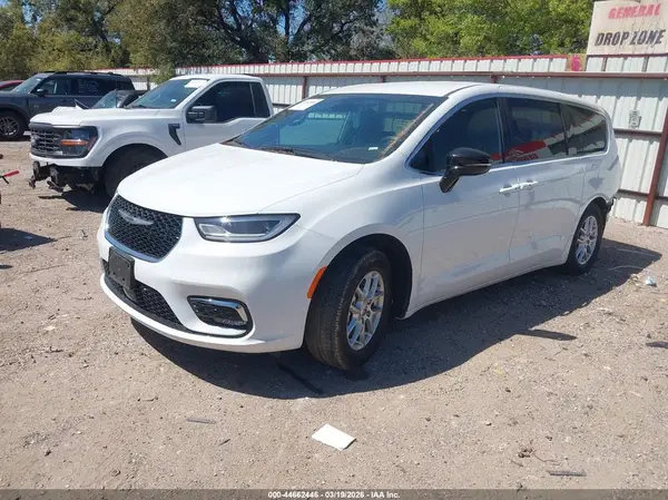 2C4RC1BG8SR513309 2025 CHRYSLER PACIFICA - Image 2