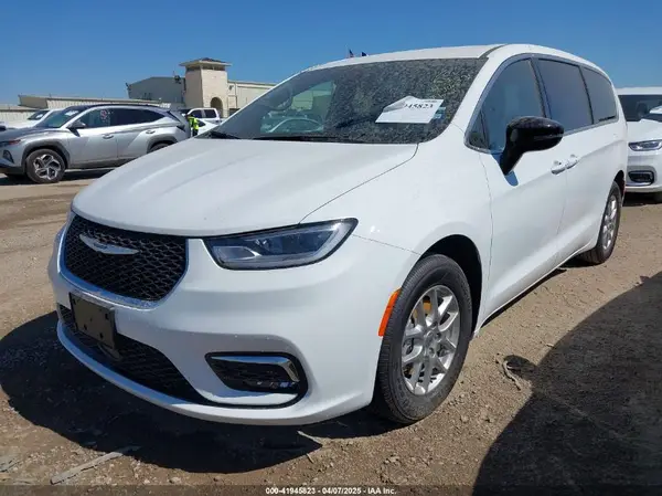2C4RC1BG8SR539330 2025 CHRYSLER PACIFICA - Image 2