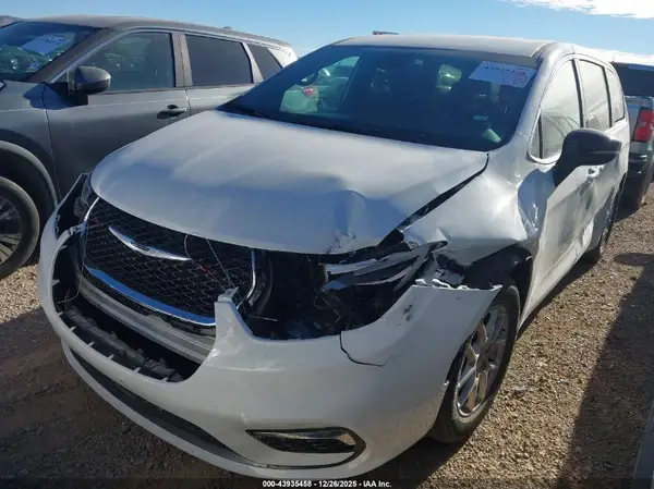 2C4RC1BG8SR545161 2025 CHRYSLER PACIFICA - Image 2