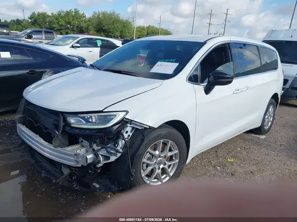 2C4RC1BG8SR555611 2025 CHRYSLER PACIFICA - Image 2