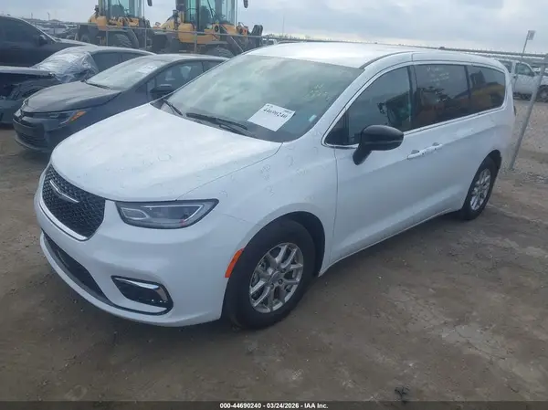 2C4RC1BG8SR561456 2025 CHRYSLER PACIFICA - Image 2