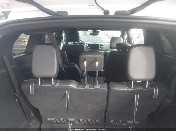 2C4RC1BG8SR561456 2025 CHRYSLER PACIFICA - Image 8