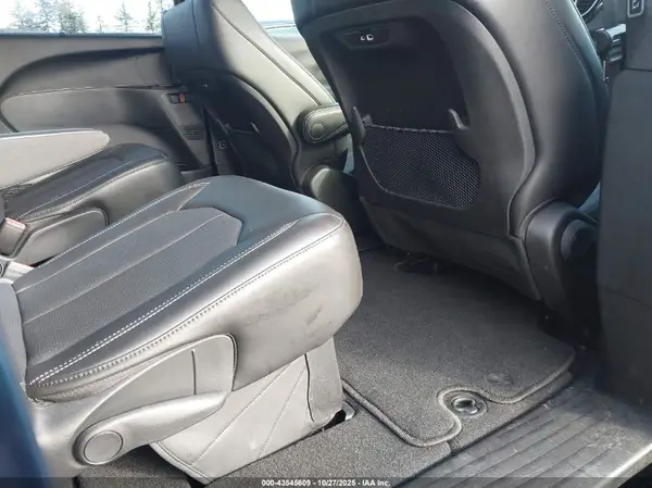 2C4RC1BG8SR585692 2025 CHRYSLER PACIFICA - Image 8