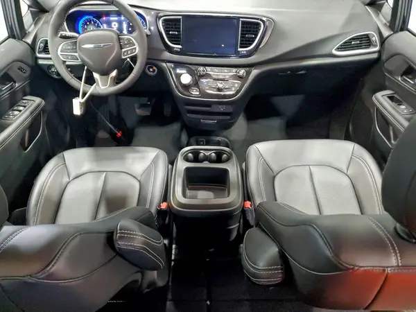 2C4RC1BG8TR160944 2026 CHRYSLER PACIFICA - Image 8