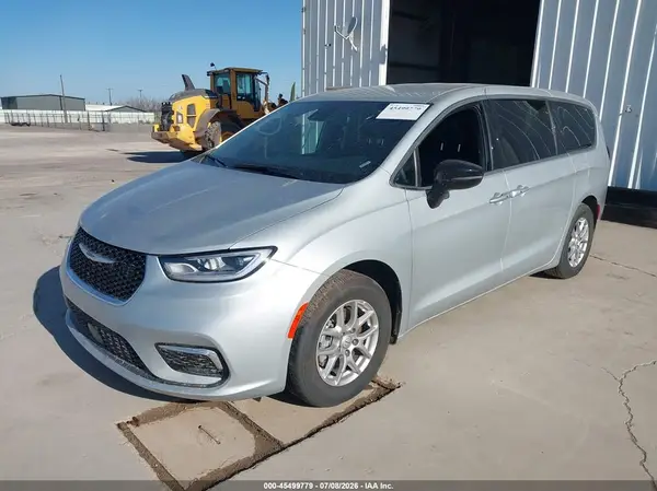 2C4RC1BG8TR167599 2026 CHRYSLER PACIFICA - Image 2