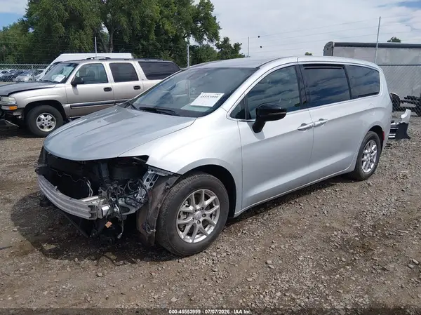 2C4RC1BG8TR191501 2026 CHRYSLER PACIFICA - Image 2