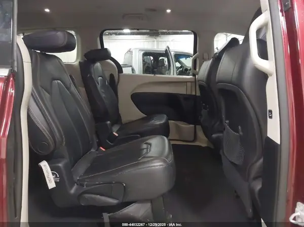 2C4RC1BG9HR511187 2017 CHRYSLER PACIFICA - Image 8