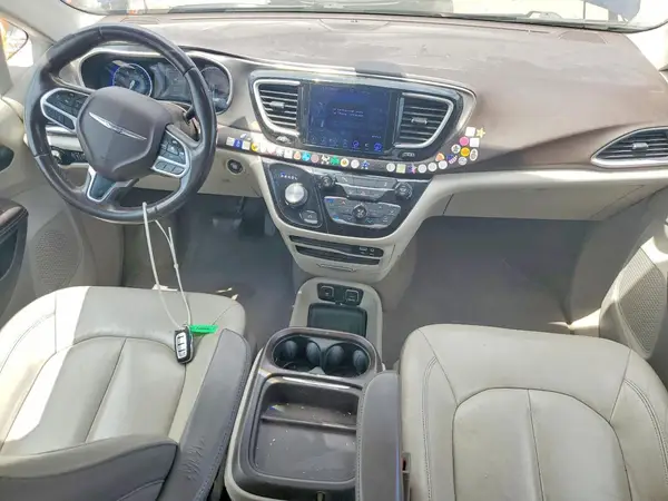2C4RC1BG9HR512582 2017 CHRYSLER PACIFICA - Image 8