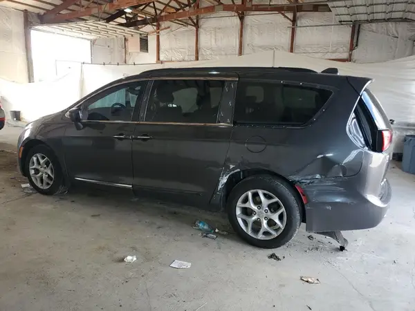 2C4RC1BG9HR515997 2017 CHRYSLER PACIFICA - Image 2