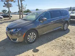 2C4RC1BG9HR517491 2017 CHRYSLER PACIFICA