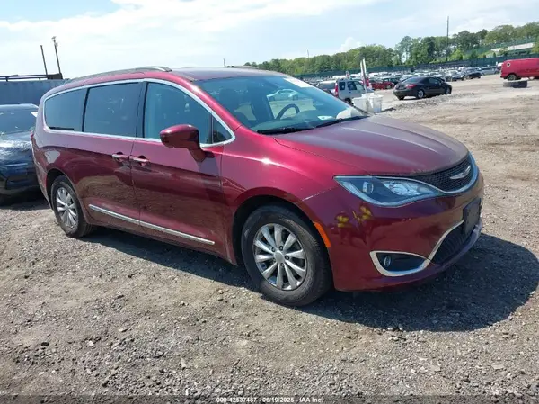 2C4RC1BG9HR519449 2017 CHRYSLER PACIFICA - Image 1