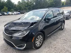 2C4RC1BG9HR523064 2017 CHRYSLER PACIFICA