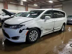 2C4RC1BG9HR524537 2017 CHRYSLER PACIFICA