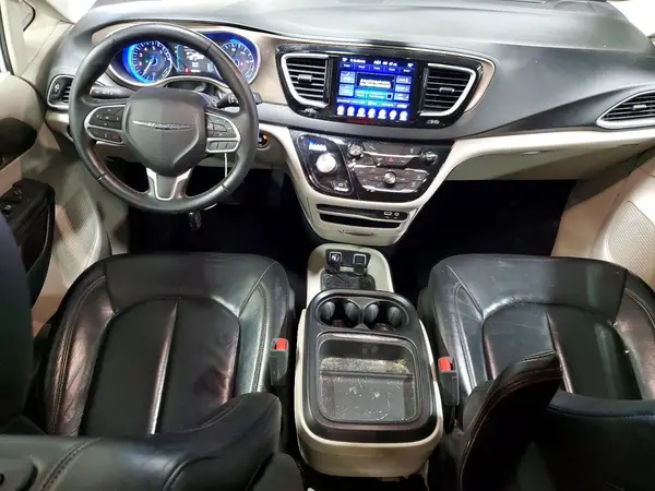 2C4RC1BG9HR524537 2017 CHRYSLER PACIFICA - Image 8