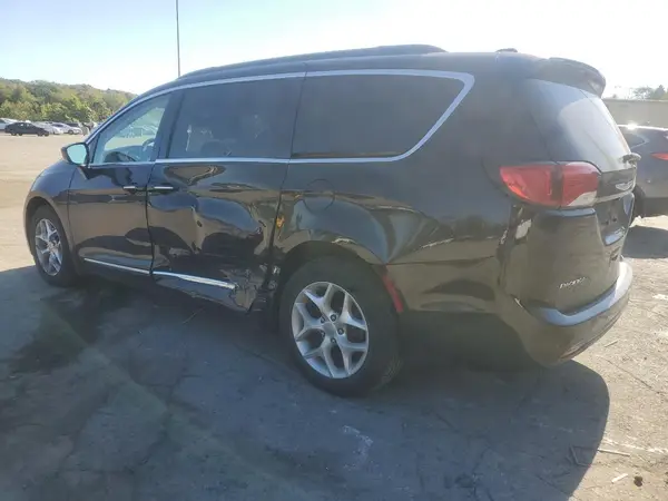 2C4RC1BG9HR525106 2017 CHRYSLER PACIFICA - Image 2