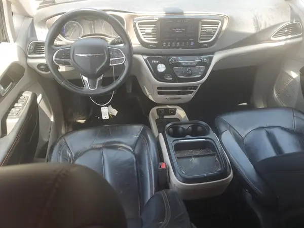 2C4RC1BG9HR527132 2017 CHRYSLER PACIFICA - Image 8