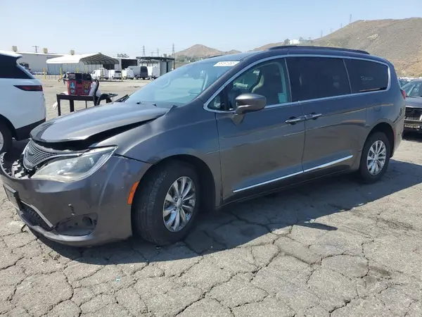 2C4RC1BG9HR532606 2017 CHRYSLER PACIFICA - Image 1