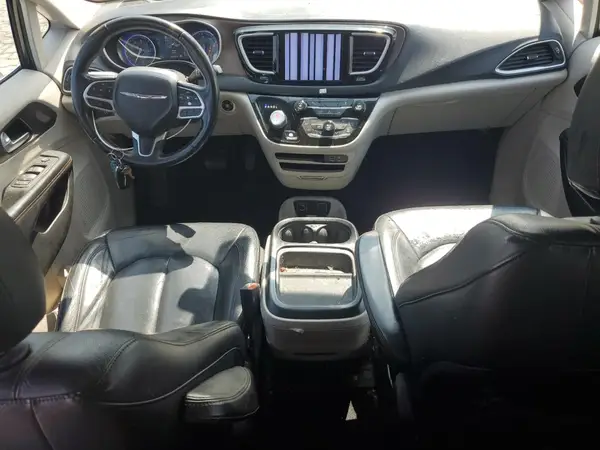 2C4RC1BG9HR532606 2017 CHRYSLER PACIFICA - Image 8