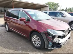 2C4RC1BG9HR533917 2017 CHRYSLER PACIFICA