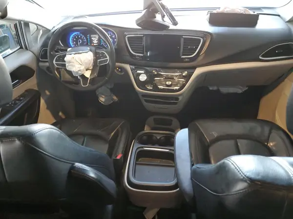 2C4RC1BG9HR535330 2017 CHRYSLER PACIFICA - Image 8