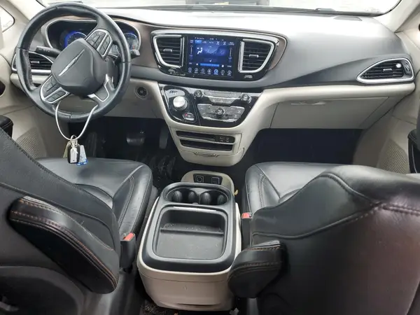 2C4RC1BG9HR535635 2017 CHRYSLER PACIFICA - Image 8