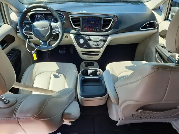 2C4RC1BG9HR537594 2017 CHRYSLER PACIFICA - Image 8