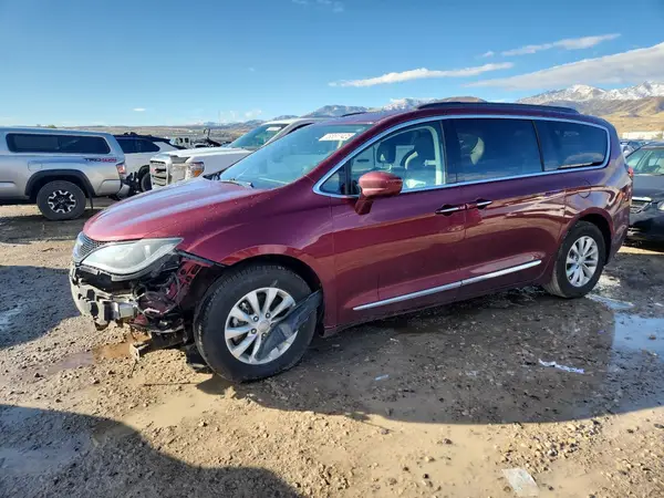 2C4RC1BG9HR537787 2017 CHRYSLER PACIFICA - Image 1