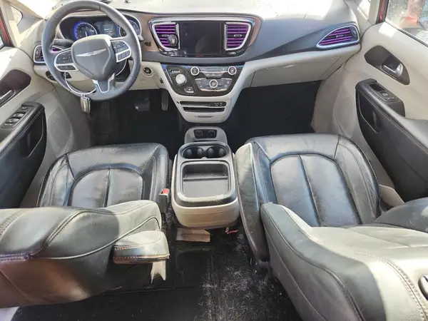 2C4RC1BG9HR537787 2017 CHRYSLER PACIFICA - Image 8