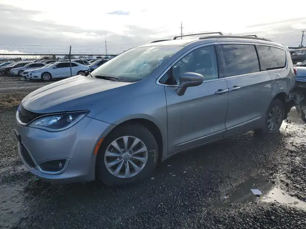 2C4RC1BG9HR539460 2017 CHRYSLER PACIFICA - Image 1