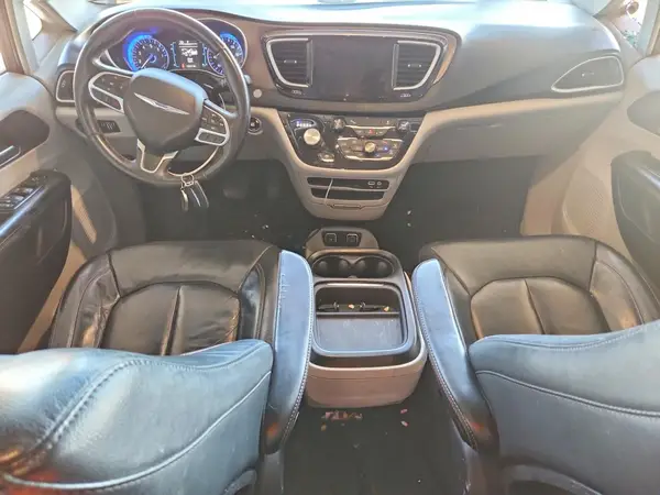 2C4RC1BG9HR539748 2017 CHRYSLER PACIFICA - Image 8