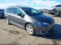 2C4RC1BG9HR540396 2017 CHRYSLER PACIFICA