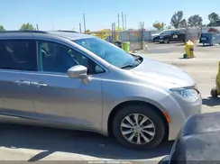2C4RC1BG9HR540527 2017 CHRYSLER PACIFICA
