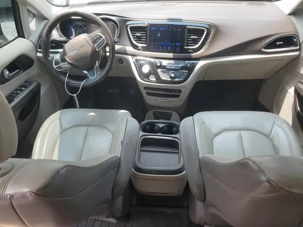 2C4RC1BG9HR543962 2017 CHRYSLER PACIFICA - Image 8