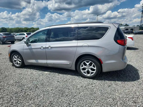 2C4RC1BG9HR553391 2017 CHRYSLER PACIFICA - Image 2