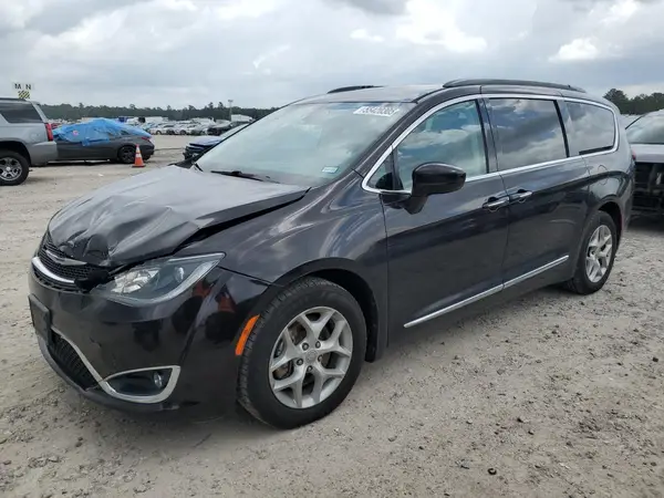2C4RC1BG9HR560678 2017 CHRYSLER PACIFICA - Image 1