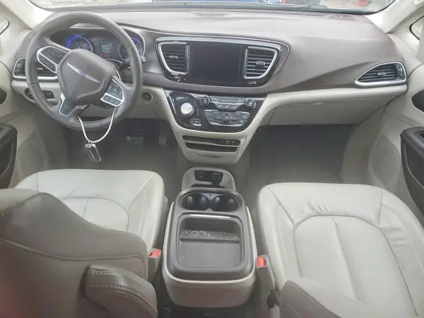 2C4RC1BG9HR560759 2017 CHRYSLER PACIFICA - Image 8
