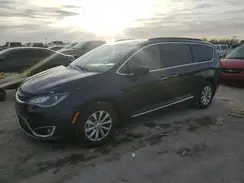 2C4RC1BG9HR569493 2017 CHRYSLER PACIFICA