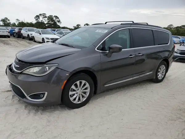 2C4RC1BG9HR569624 2017 CHRYSLER PACIFICA - Image 1