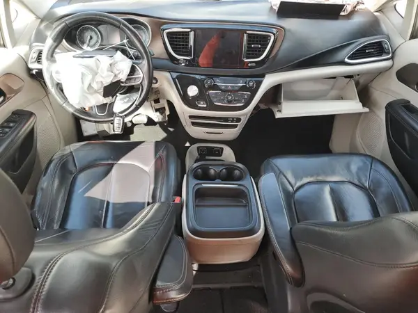 2C4RC1BG9HR569624 2017 CHRYSLER PACIFICA - Image 8