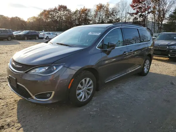 2C4RC1BG9HR571888 2017 CHRYSLER PACIFICA - Image 1