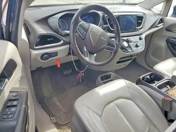 2C4RC1BG9HR576184 2017 CHRYSLER PACIFICA - Image 8