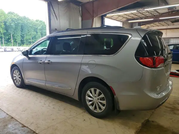 2C4RC1BG9HR576198 2017 CHRYSLER PACIFICA - Image 2